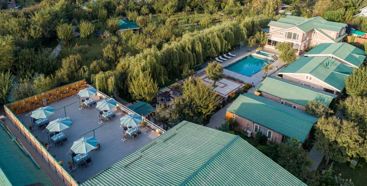 The Orchard Retreat & Spa Srīnagar Extérieur photo