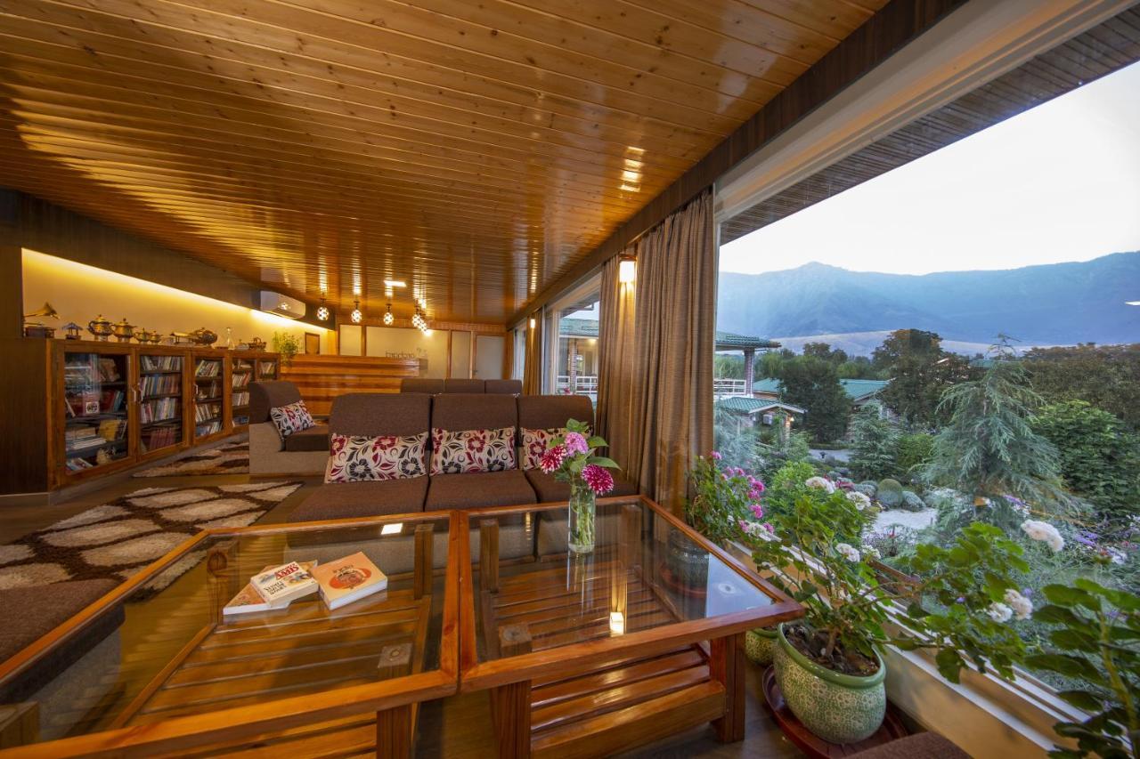 The Orchard Retreat & Spa Srīnagar Extérieur photo
