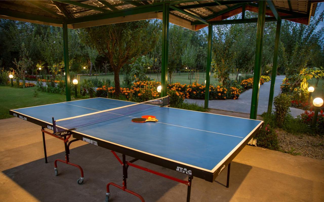 The Orchard Retreat & Spa Srīnagar Extérieur photo