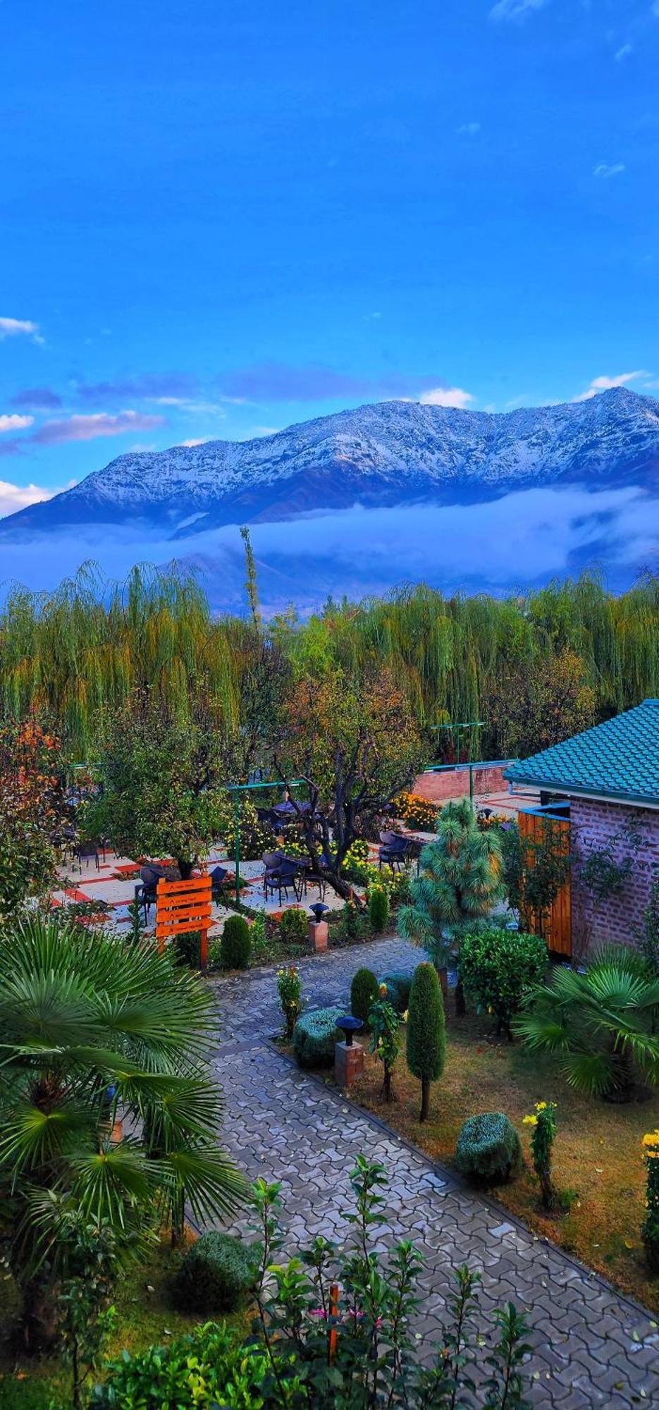 The Orchard Retreat & Spa Srīnagar Extérieur photo